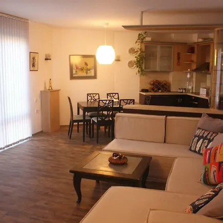 Apartmán Square *
